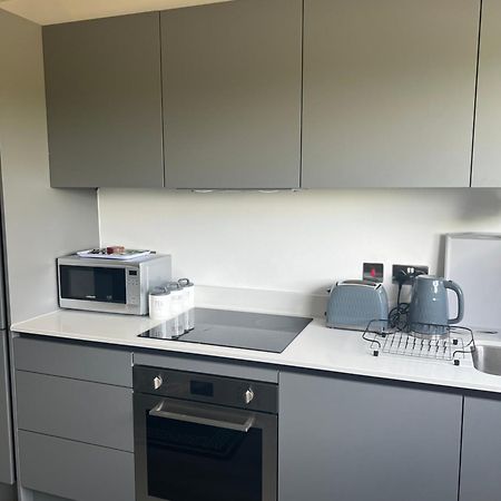 Luxurious Short Stay Flat In Μίλτον Κέινς Εξωτερικό φωτογραφία