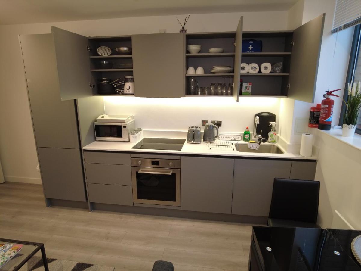 Luxurious Short Stay Flat In Μίλτον Κέινς Εξωτερικό φωτογραφία